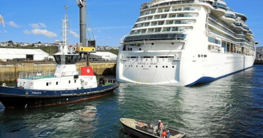 Le Jewel of the Seas en cale sèche à Brest