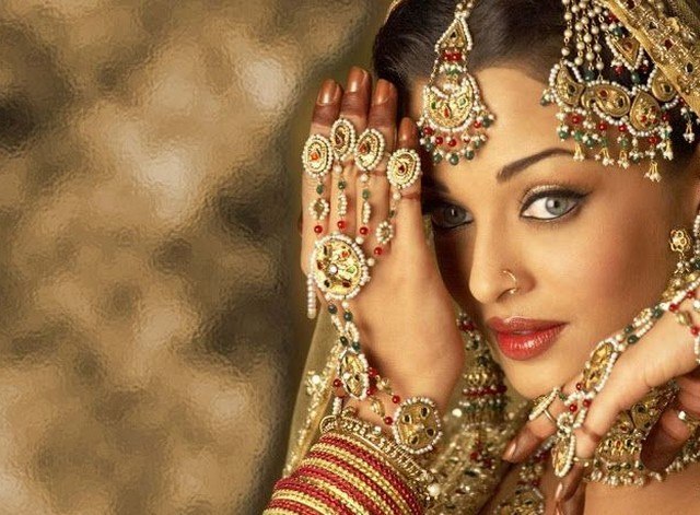 top 10 most beautiful girl in the world india