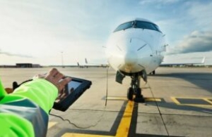 Brèves d’en haut : Riyadh Air, Delta Airlines, Air Italy, Indigo, Cathay, Air Antilles, Dan Air, Hainan Airlines, Lufthansa, etc.